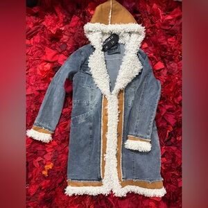 Women's Denim Jacket with Faux Fur Lining